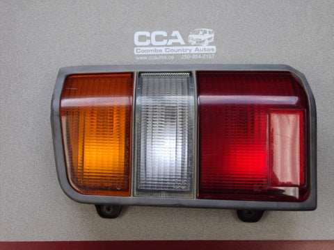 Right rear tail lamp assembly